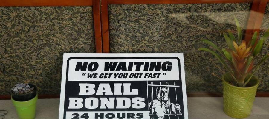 Bail Bond Signage photo by Eric Risberg The Associated Press Bail bond photo by Eric Risberg from The Associated Press