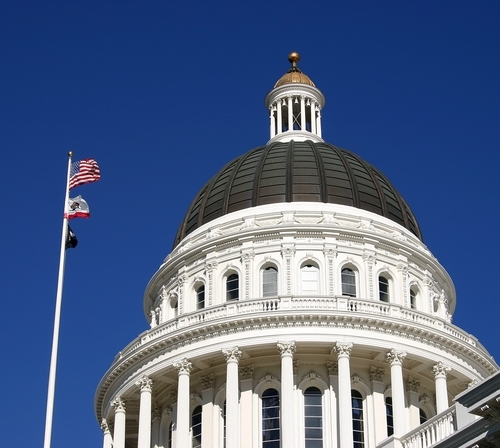 State Capitol Building (rotunda from outside)